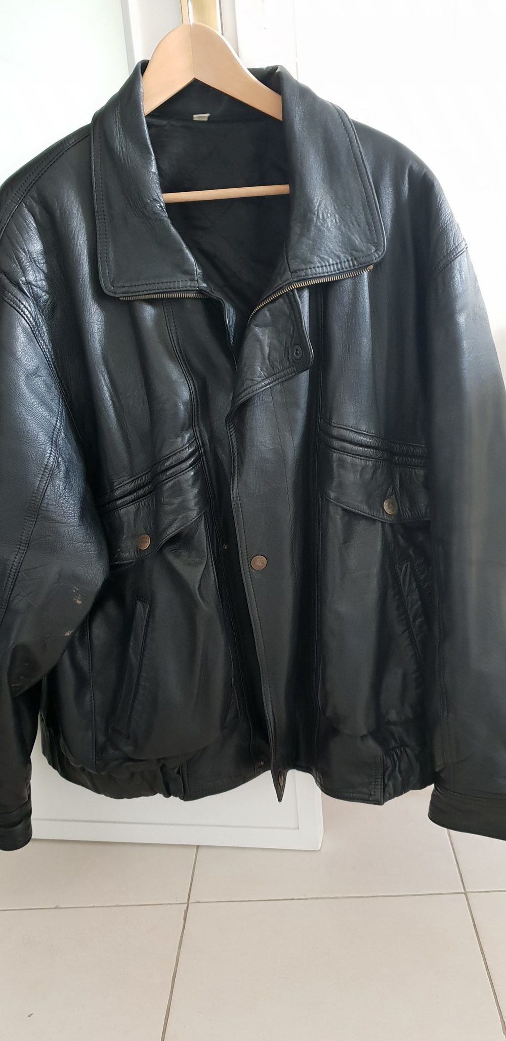 casaco couro preto