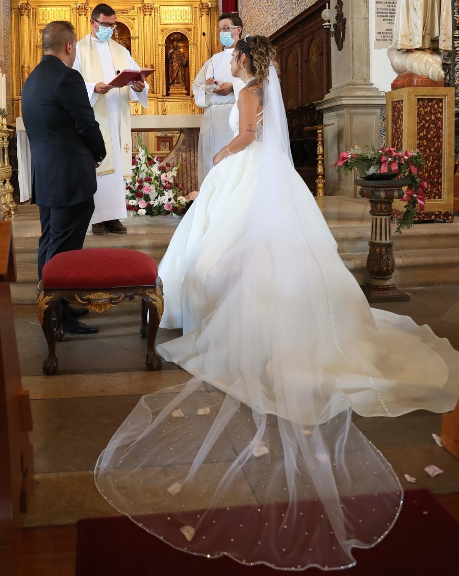 Vestido de Noiva Allure Bridals Madison James 1