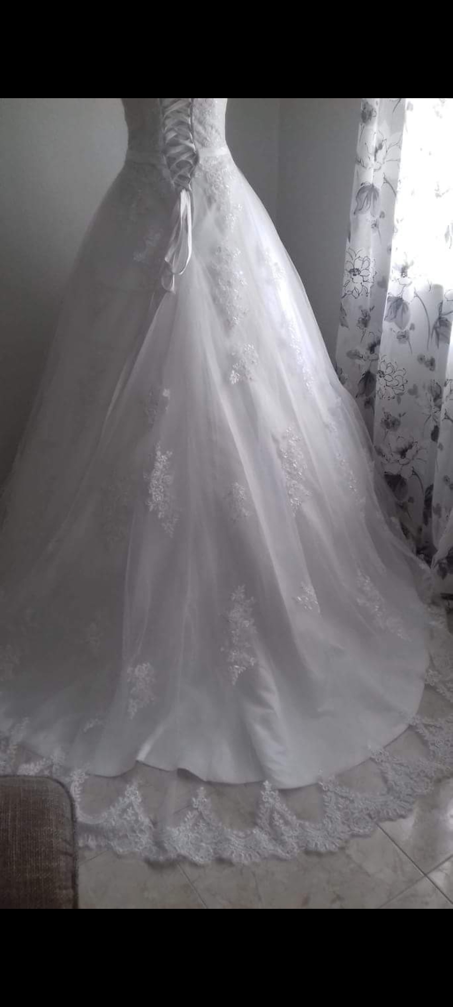 Vestido de noiva com cauda - tamanho S a XL 4