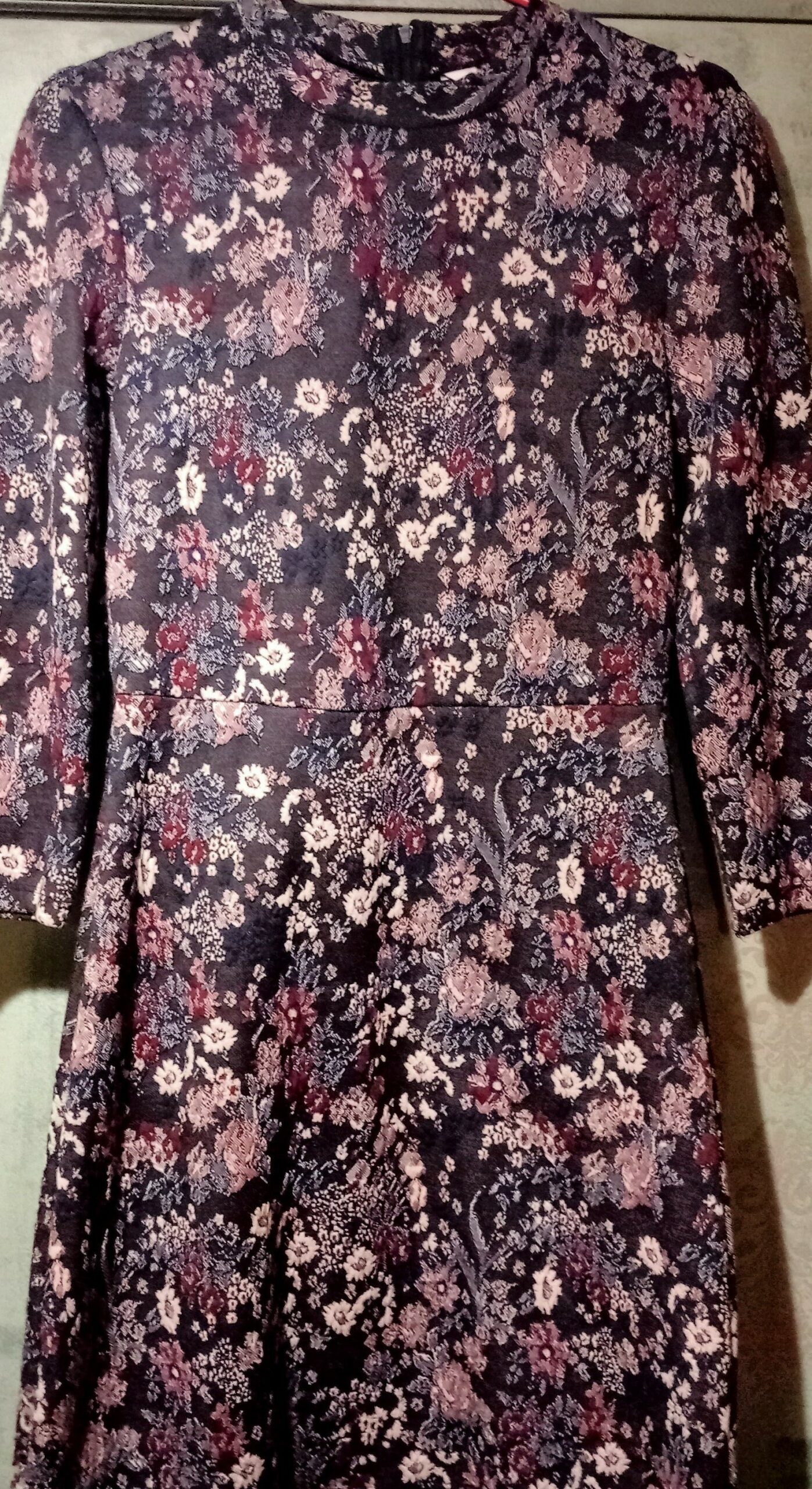 Vestido mini Vintage com bordados Clockhouse 1