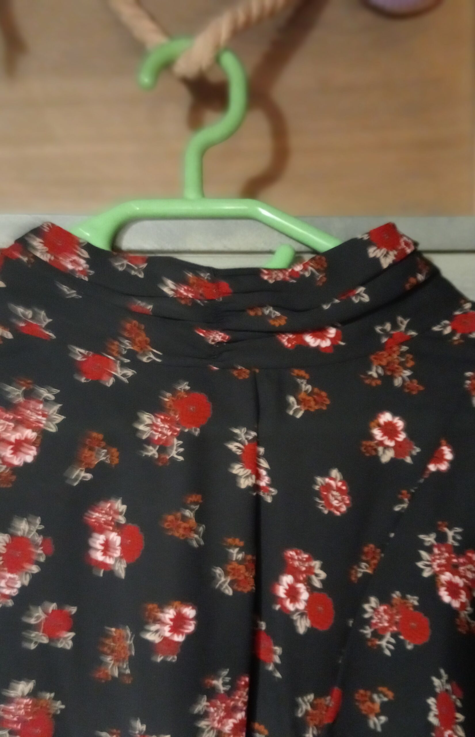 Conjunto de saia midi e blusa Zara 2