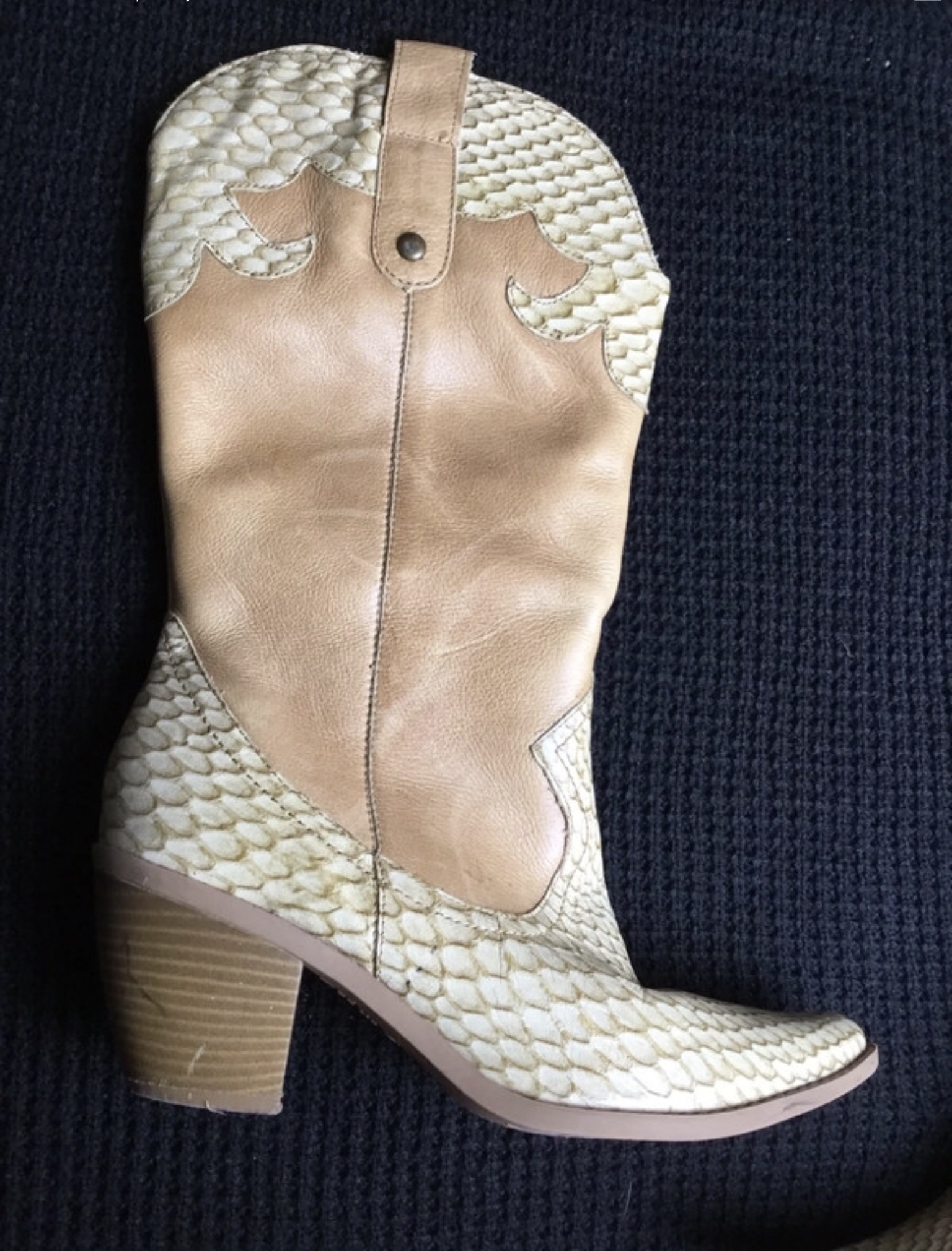 Texanas/Botas de cano médio 8