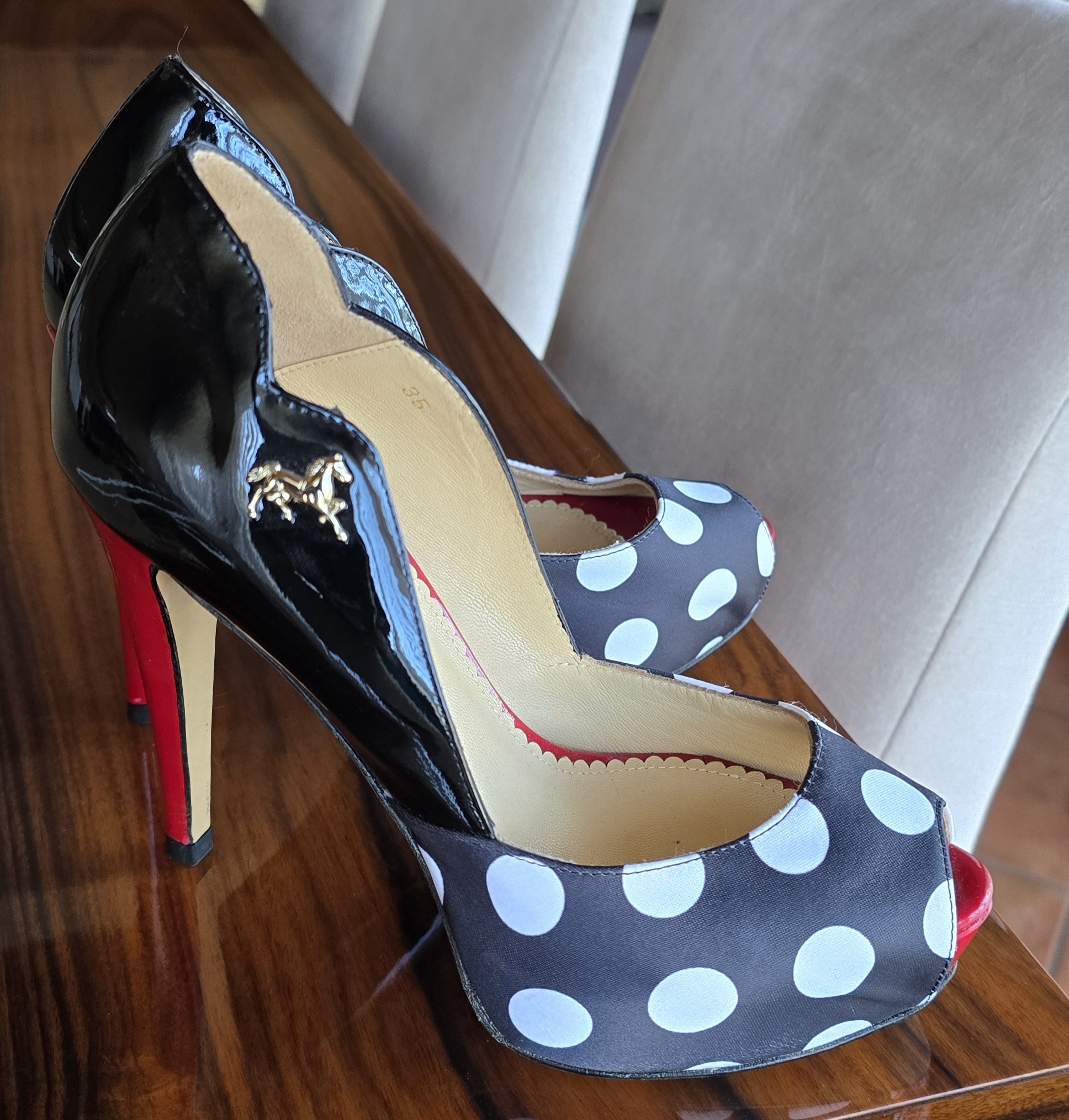 Sapatos Cavalinho 1