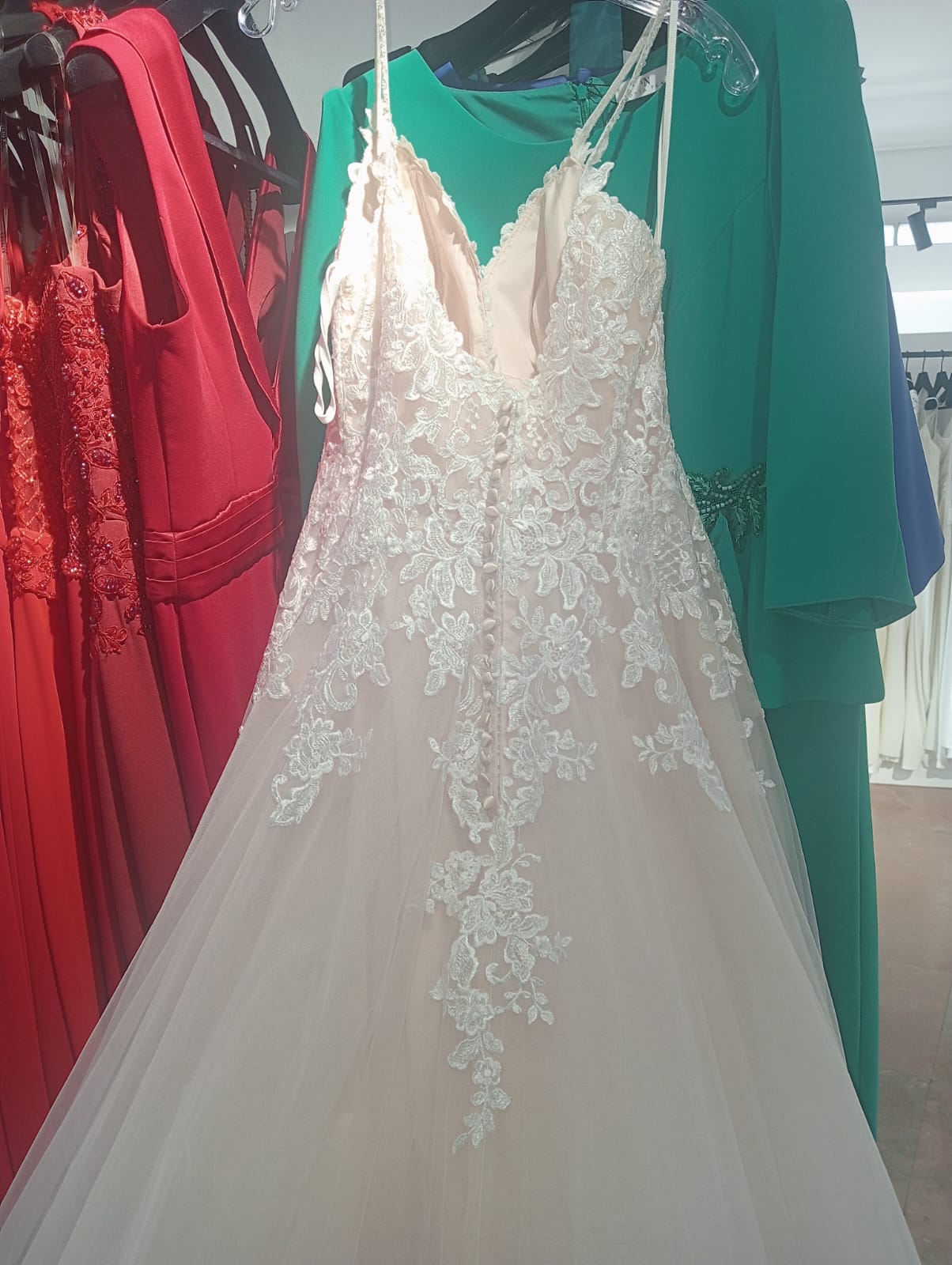 Vestido de Noiva nunca usado 1